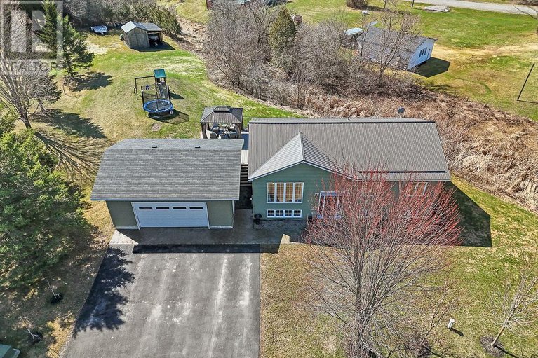 29624951/55-creek-drive/fitzroy/ottawa/ontario/K0A1X0_39