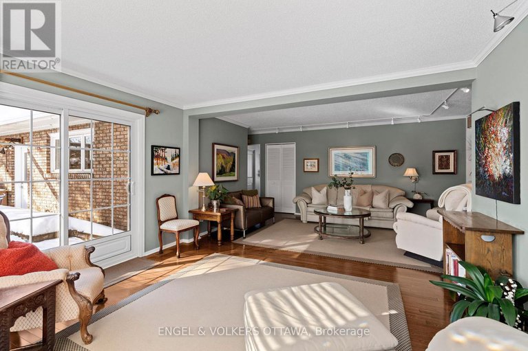 29330205/1336-cahill-drive/south-keys/ottawa/ontario/K1V7K4_19