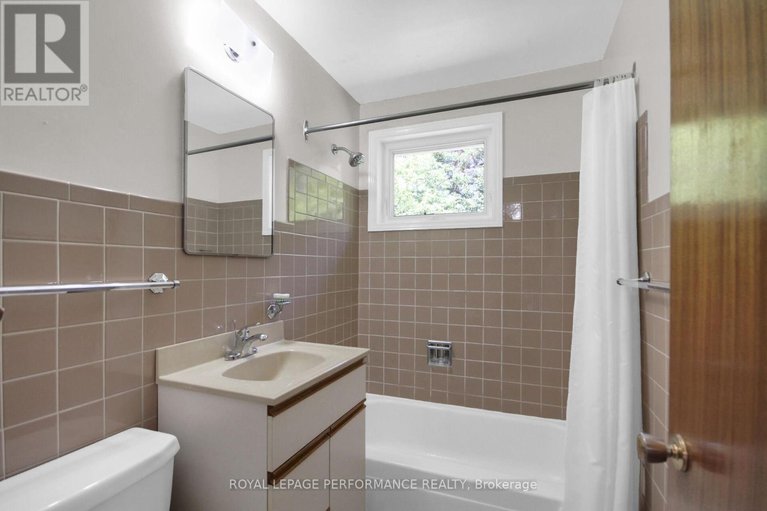 28748209/4178-ramsayville-road/leitrim/ottawa/ontario/K1G3N4_36