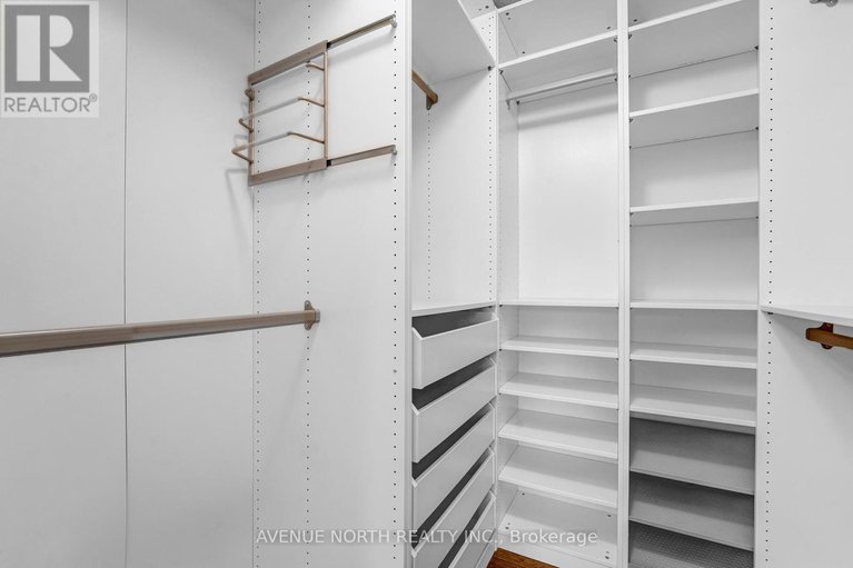 29622696/945-cahill-drive-w/hunt-club/ottawa/ontario/K1V2C3_26