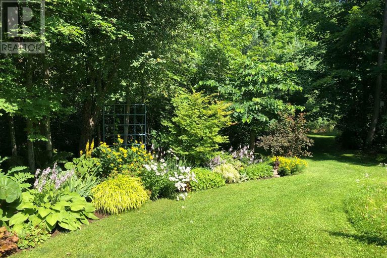 29655095/6461-waddion-drive/greely/ottawa/ontario/K4P1E7_49