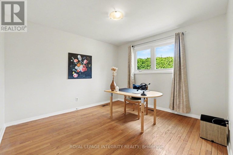 29653716/1199-stanton-road/queensway-terrace-southridgeview/ottawa/ontario/K2C3C9_19