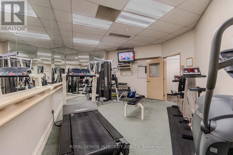 28821508/203-3099-carling-avenue/bayshore/ottawa/ontario/K2H5A6_35