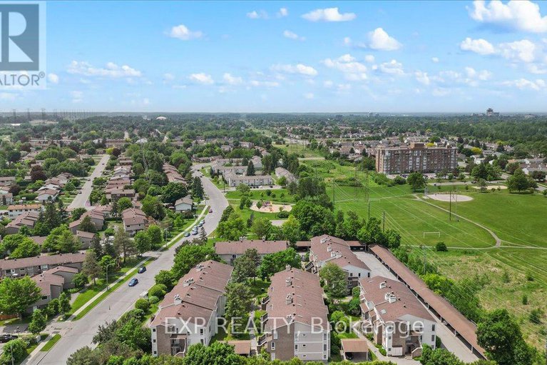 28423054/b-207-woodfield-drive/tanglewood/ottawa/ontario/K2G4P2_31