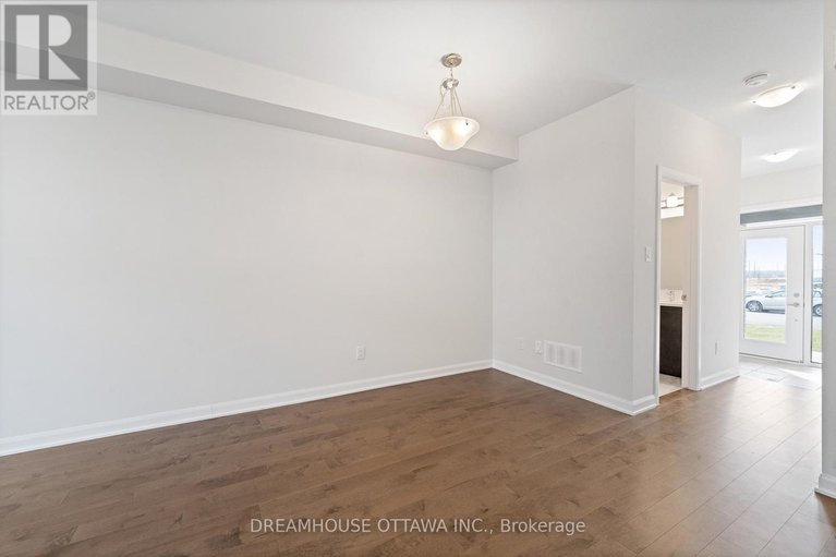 29450822/563-aglish-mews/half-moon-bay/ottawa/ontario/K2C3H2_6