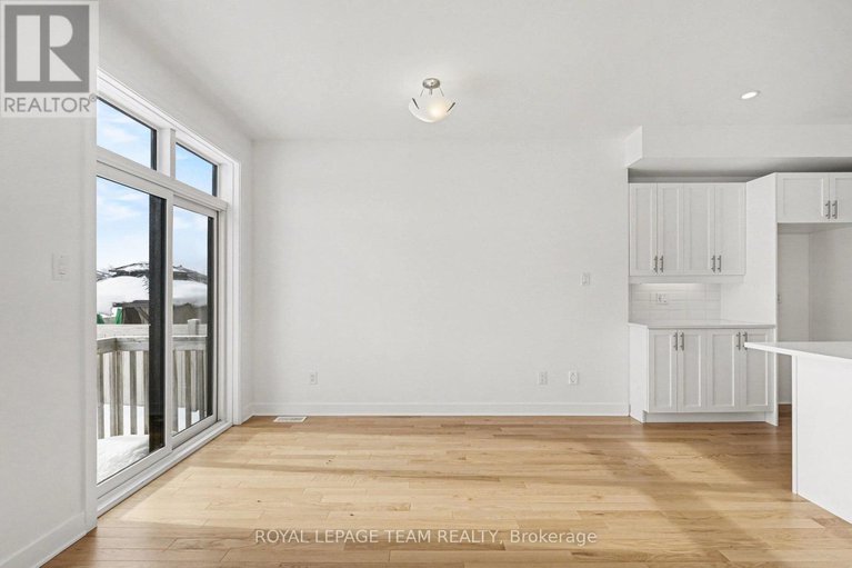 29401225/329-whitham-crescent/kemptville/north-grenville/ontario/K0G1J0_13