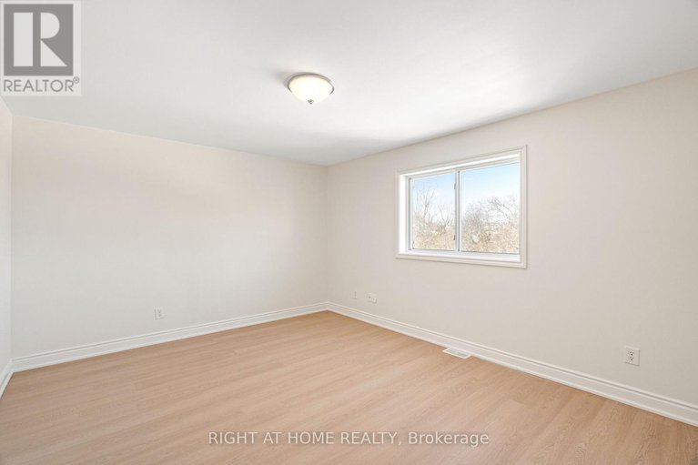 29378153/254-maude-street/almonte/mississippi-mills/ontario/K0A1A0_18