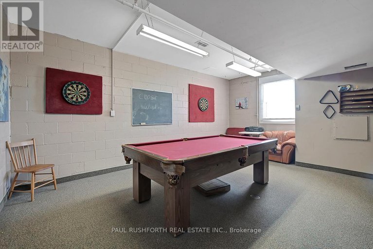 29431778/518-20-chesterton-drive/borden-farmstewart-farmcarleton-heightsparkwood-hills/ottawa/ontario/K2E6Z7_32