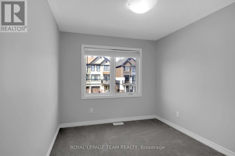 28243617/605-lauraleaf-crescent/half-moon-bay/ottawa/ontario/K2J6G7_33