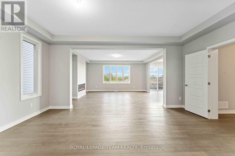 28156598/667-fenwick-way-e/stonebridge/ottawa/ontario/K2C3H2_4