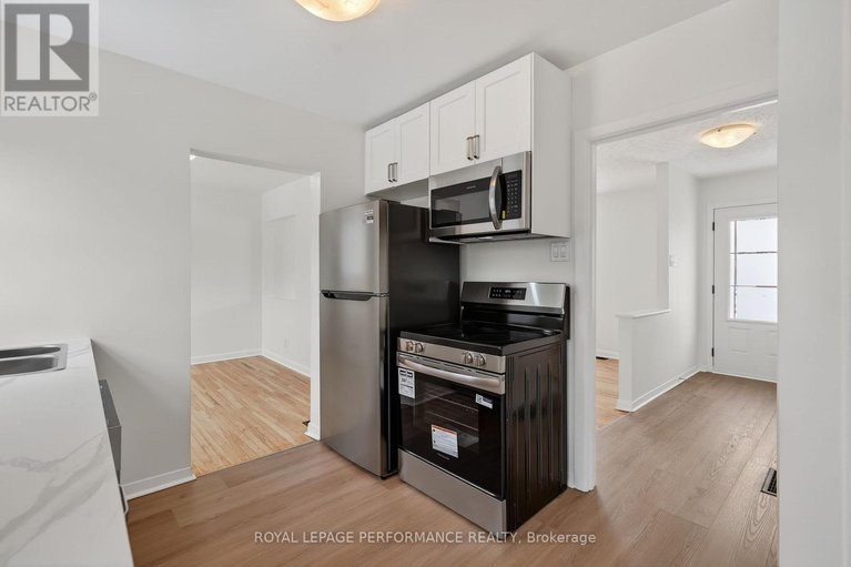 29574553/630-borthwick-avenue/castle-heightsrideau-high/ottawa/ontario/K1K2L9_14