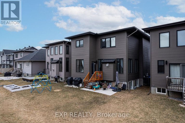 29525001/99-dun-skipper-drive/blossom-parkkemp-parkfindlay-creek/ottawa/ontario/K1X0G1_41