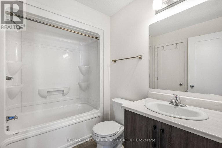 29364224/877-platinum-street/clarencerockland-twp/clarence-rockland/ontario/K4K0H9_19