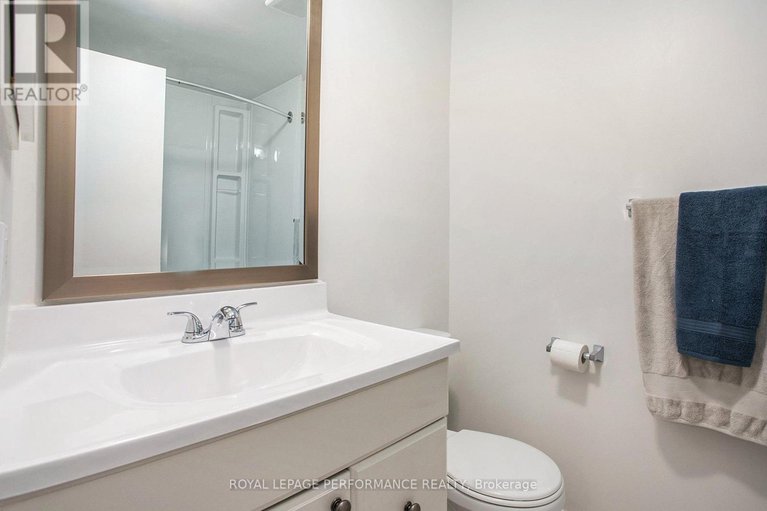 28972961/1757-trappist-lane/convent-glen-south/ottawa/ontario/K1C1X7_22