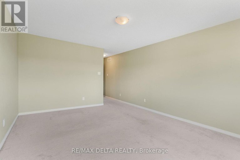 28584599/196-onyx-crescent/town-of-rockland/clarence-rockland/ontario/K4K0H5_23