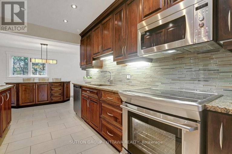 28890057/680-weston-drive/elmvale-acres/ottawa/ontario/K1G1V8_17