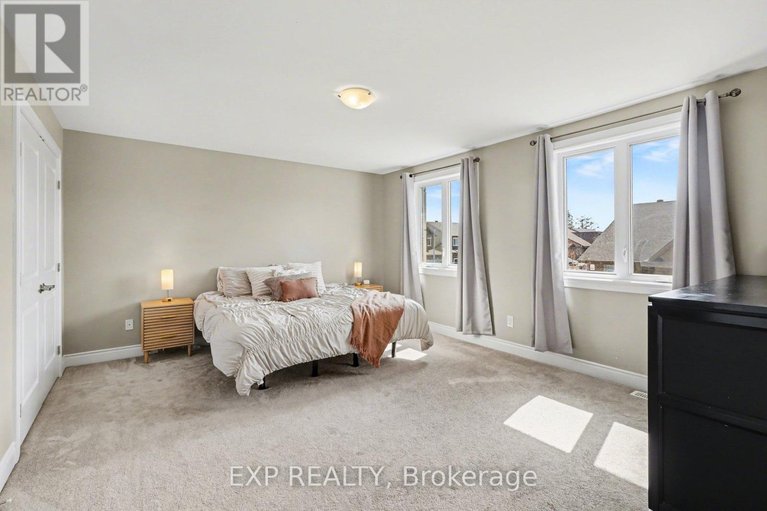 29648616/860-oat-straw-way/leitrim/ottawa/ontario/K1T0M2_11