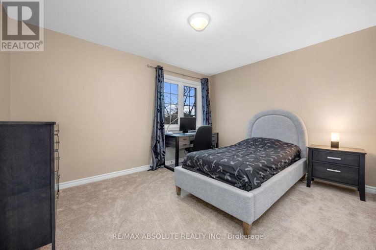 29624279/70-cedar-valley-drive/bridlewood/ottawa/ontario/K2M3A3_30