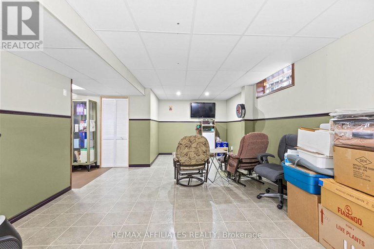 28576785/176-windhurst-drive/barrhaven-east/ottawa/ontario/K2G6J4_19