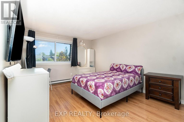 28939724/18-2640-draper-avenue/redwood-park/ottawa/ontario/K2H7A1_16