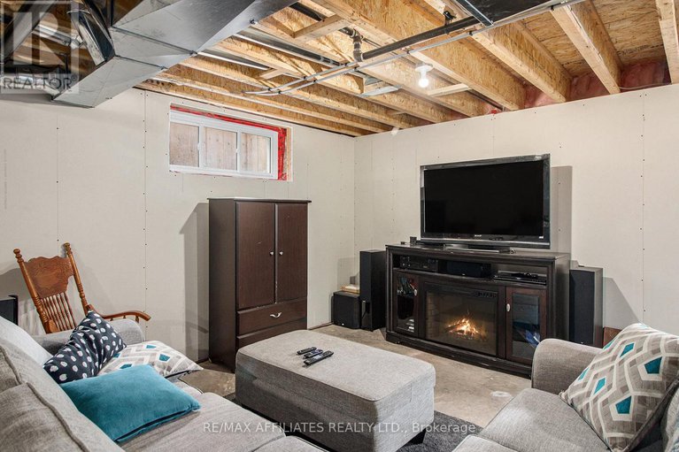 29152001/129-lyon-street/embrun/russell/ontario/K0A1W0_29