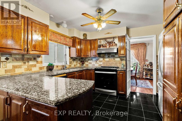 29397819/1424-progress-place/pineview/ottawa/ontario/K1B5M3_12