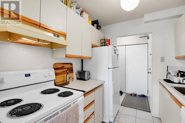 28513339/1010-110-forward-avenue/mechanicsville/ottawa/ontario/K1Y4S9_19