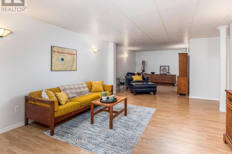 28320783/223-willow-creek-circle/strandherd/ottawa/ontario/K2G7B1_26