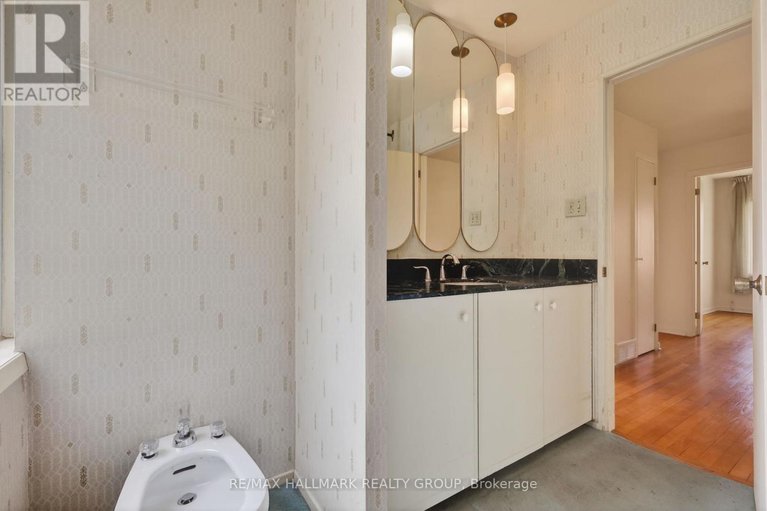 29680907/570-minto-place/rockcliffe/ottawa/ontario/K1M0A8_46