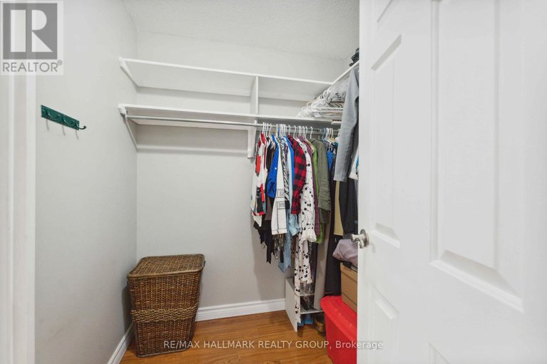 28801241/308-470-laurier-avenue-w/ottawa-centre/ottawa/ontario/K1R7W9_12