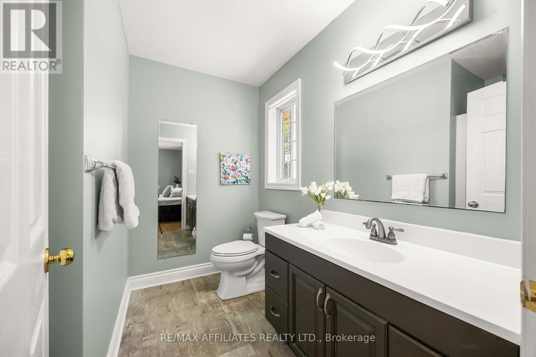 28379775/141-pine-ridge-drive/beckwith-twp/beckwith/ontario/K7C3P2_17