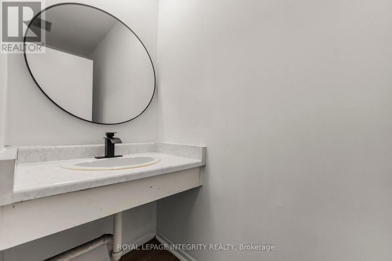 29479548/39-3415-uplands-drive/hunt-club/ottawa/ontario/K1V9N3_17