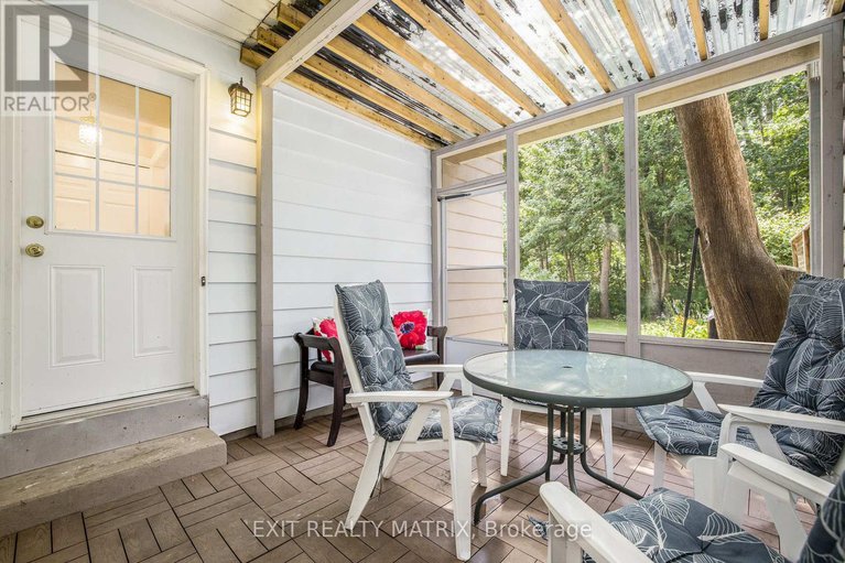 28740334/30-glen-park-drive/blackburn-hamlet-south/ottawa/ontario/K1B3Z2_36