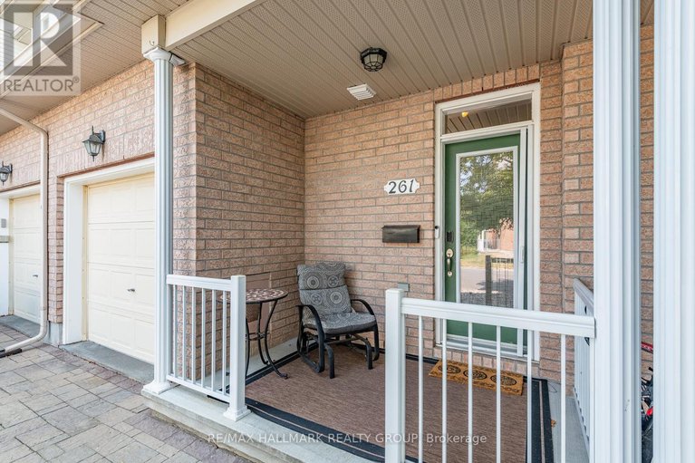28749902/261-parkrose-private/chatelaine-village/ottawa/ontario/K4A0N8_3