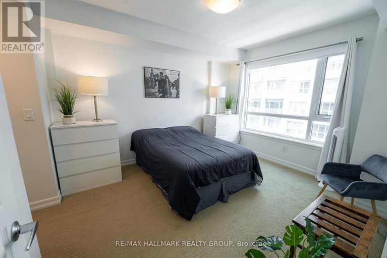 29642521/1007-200-besserer-street/sandy-hill/ottawa/ontario/K1N0A7_13