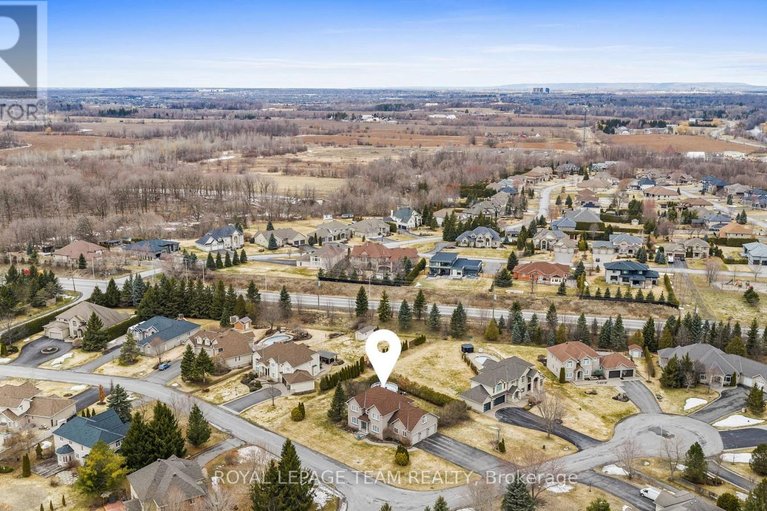 29572534/5440-wadell-court/manotick-village-manotick-estates/ottawa/ontario/K4M1L3_49