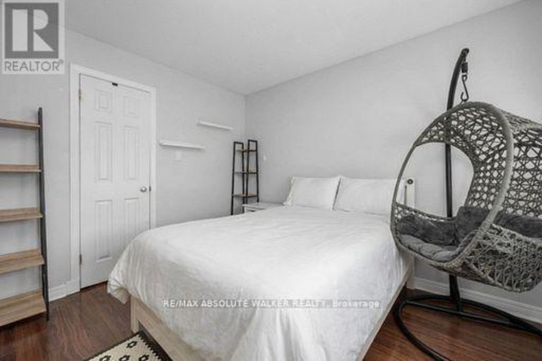 29490030/4362-rainforest-drive/riverside-southgloucester-glen/ottawa/ontario/K1V1L4_17