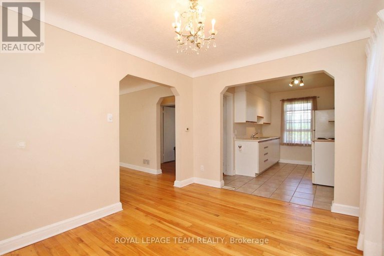 28643909/115-rita-avenue/meadowlandsst-claire-gardens/ottawa/ontario/K2G2H2_29
