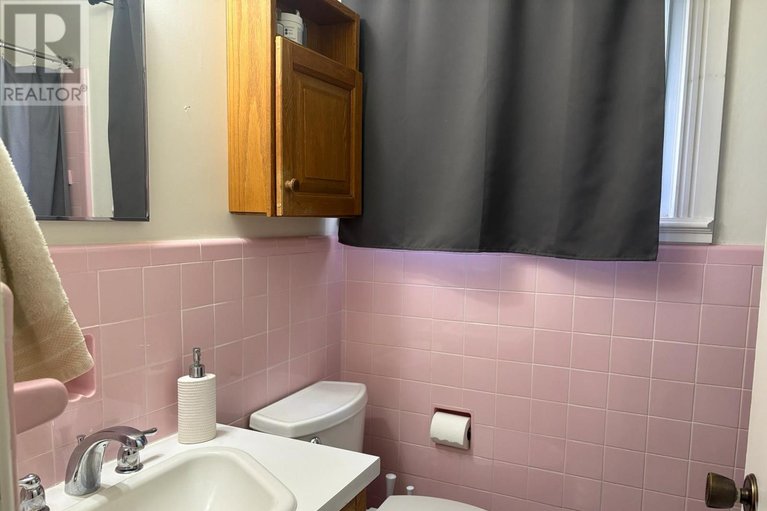 29659131/793-river-road/riverside-southgloucester-glen/ottawa/ontario/K4M0T9_22