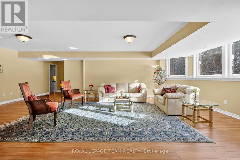 29445579/104-sentinel-pine-way/huntley-ward-south-east/ottawa/ontario/K0A1L0_65