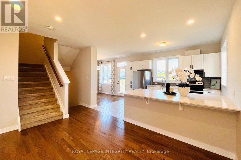 28795491/324-canadensis-lane/half-moon-bay/ottawa/ontario/K2J6X8_10