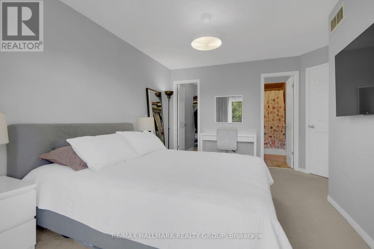 28565697/9-671-reardon-private/heron-gateindustrial-park/ottawa/ontario/K1V2K8_25