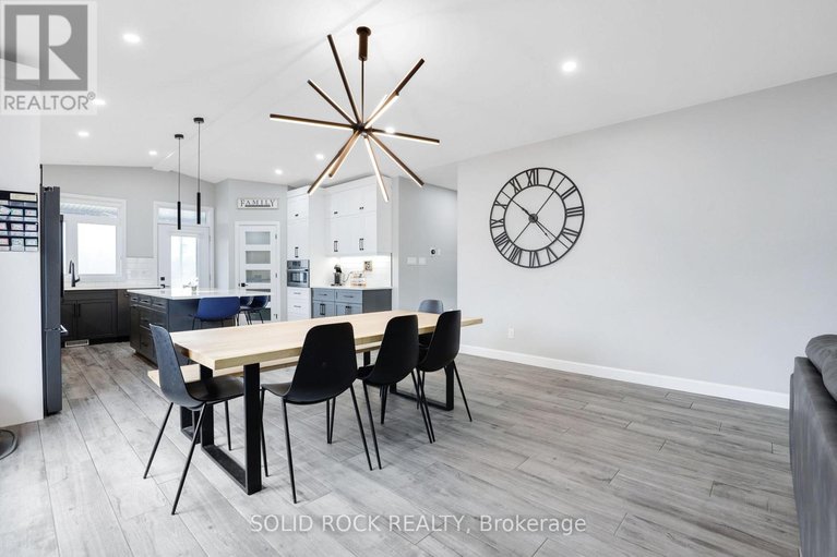 29623865/216-filion-street/embrun/russell/ontario/K0A1W0_15