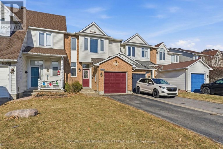 29644136/1902-hennessy-crescent/fallingbrookgardenway-south/ottawa/ontario/K4A3X7_1