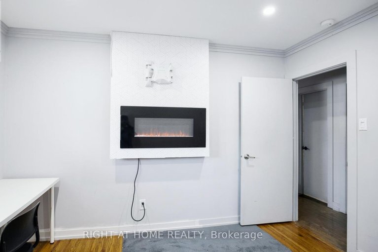 29670572/134-david-drive-e/meadowlandsst-claire-gardens/ottawa/ontario/K2G2N9_9