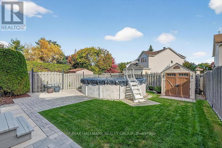 29008692/1915-orchardview-avenue/fallingbrookgardenway-south/ottawa/ontario/K4A3H1_25