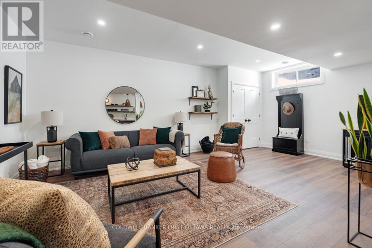 29348578/179-glenncastle-drive/carp/ottawa/ontario/K0A1L0_37