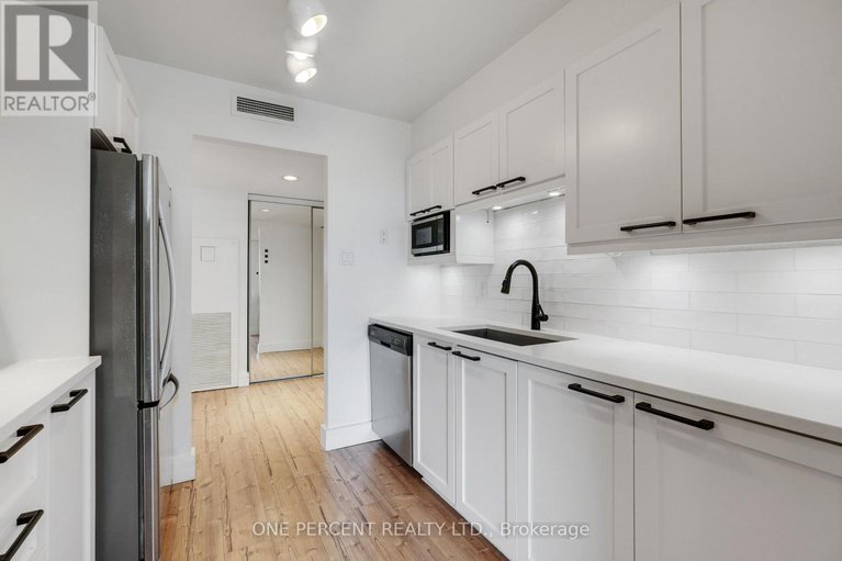 28456038/610-215-parkdale-avenue/mechanicsville/ottawa/ontario/K1Y4T8_14