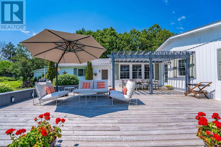 28529671/190-poole-street/mcnabbraeside-twps/mcnabbraeside/ontario/K7S1J2_36