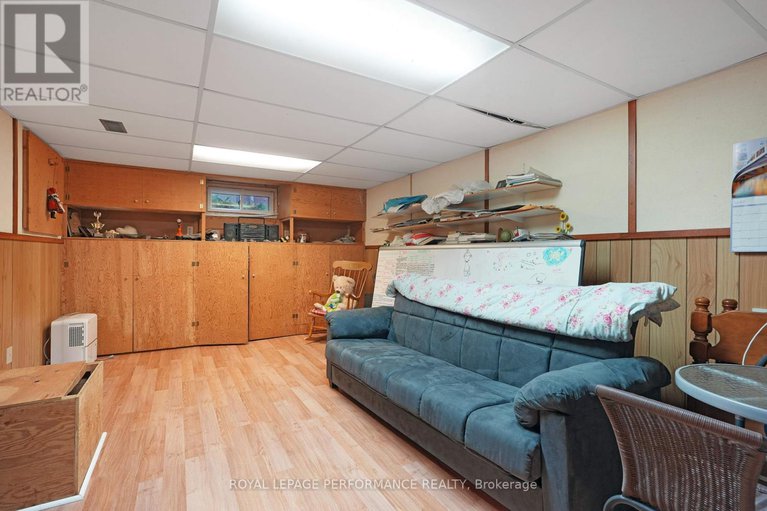 28967261/1273-anoka-street/ridgemont/ottawa/ontario/K1V6C3_21